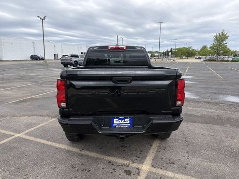 New 2026 Chevrolet Colorado ZR2 w/ Technology Package AWD/4WD image 10