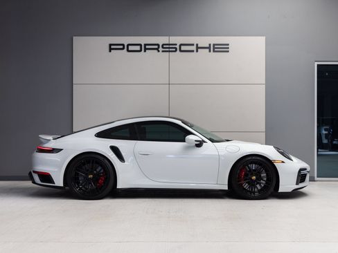 Certified 2021 Porsche 911 Turbo AWD/4WD image 8