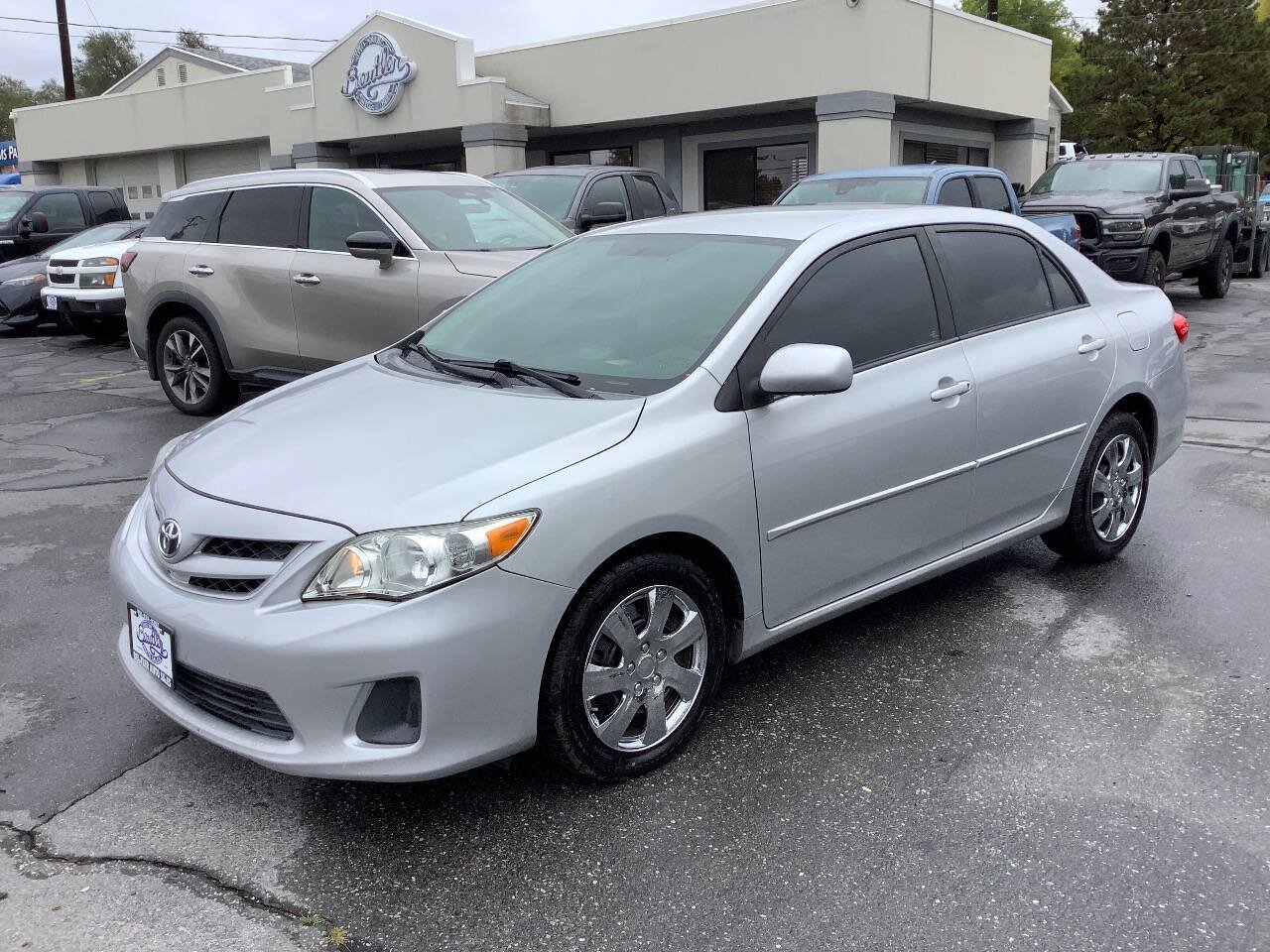 Used 2012 Toyota Corolla LE FWD image 1