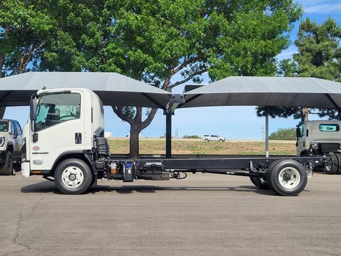 New 2026 Isuzu NPR RWD image 4