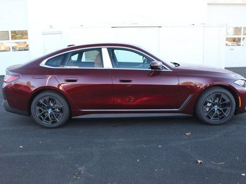 Used 2024 BMW i4 eDrive35 w/ Premium Package image 11