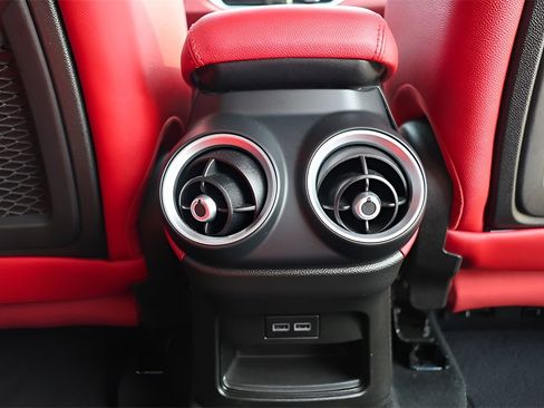 Used 2020 Alfa Romeo Stelvio Sport w/ Quick Order Package 22J Sport image 27