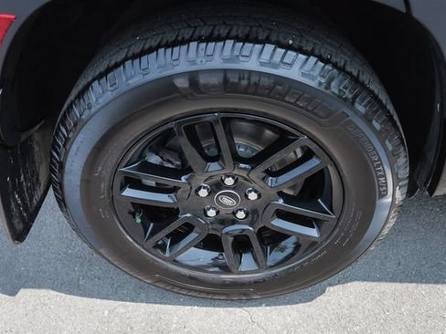 Used 2022 Land Rover Defender 110 X-Dynamic SE AWD/4WD image 66