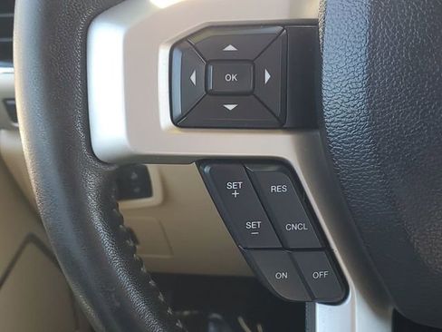 Used 2017 Ford F150 Lariat w/ Equipment Group 501A Mid AWD/4WD image 14
