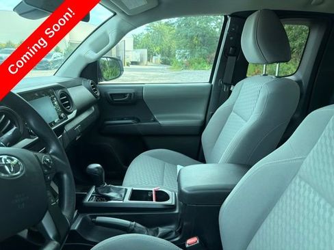 Used 2023 Toyota Tacoma SR AWD/4WD image 9