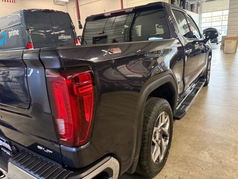Used 2023 GMC Sierra 1500 SLT w/ SLT Premium Package AWD/4WD image 26