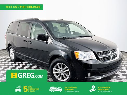 Used 2019 Dodge Grand Caravan SXT image 1
