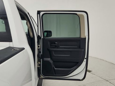 Used 2016 RAM 1500 Tradesman image 29