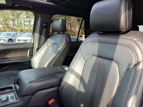 Certified 2019 Ford Expedition Limited w/ Equipment Group 302A image 19