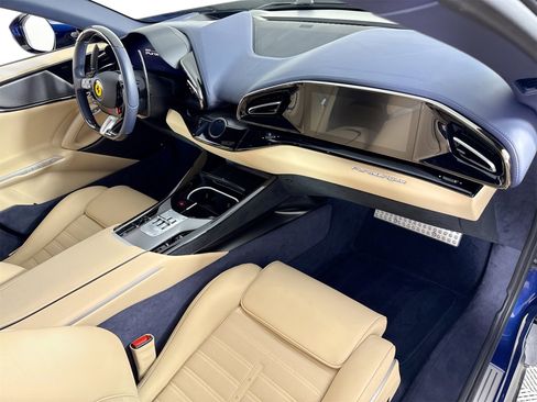 Certified 2024 Ferrari Purosangue Base image 21