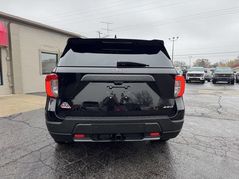 Used 2024 Ford Explorer Timberline w/ Timberline Technology Package image 4