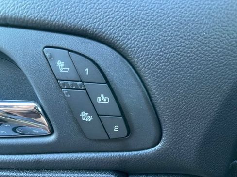 Used 2012 GMC Sierra 2500 SLT w/ SLT Convenience Package AWD/4WD image 21