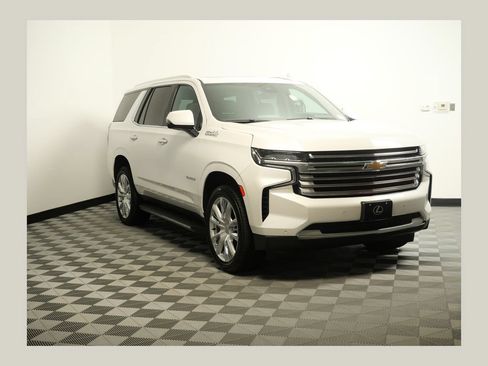 Used 2023 Chevrolet Tahoe High Country AWD/4WD image 1