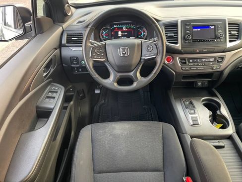 Certified 2019 Honda Passport Sport image 2