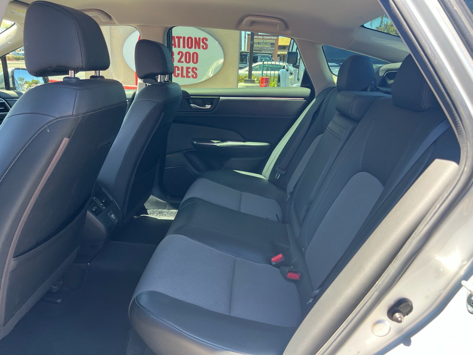 Used 2019 Honda Clarity Plug-In Hybrid image 10