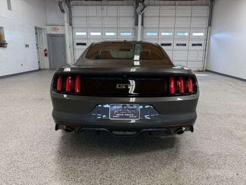 Used 2016 Ford Mustang GT Premium image 3
