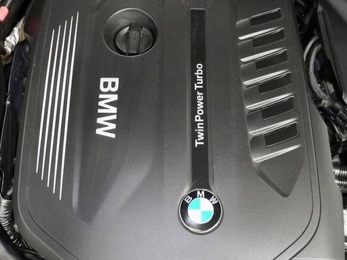 Used 2018 BMW 540i xDrive image 46