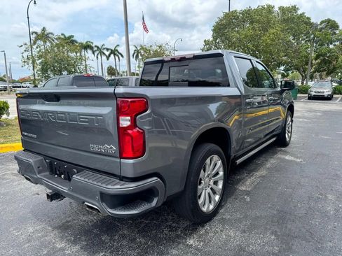 Used 2021 Chevrolet Silverado 1500 High Country w/ Technology Package AWD/4WD image 4