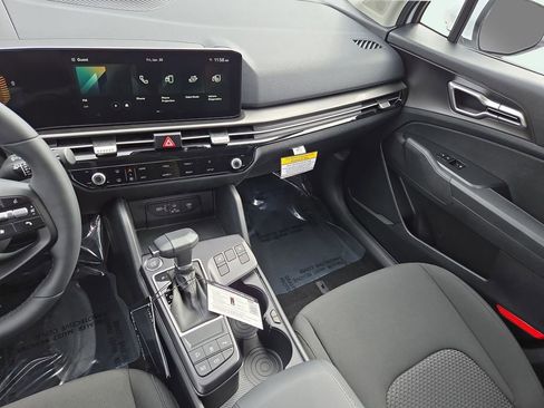 New 2026 Kia Sportage LX image 21