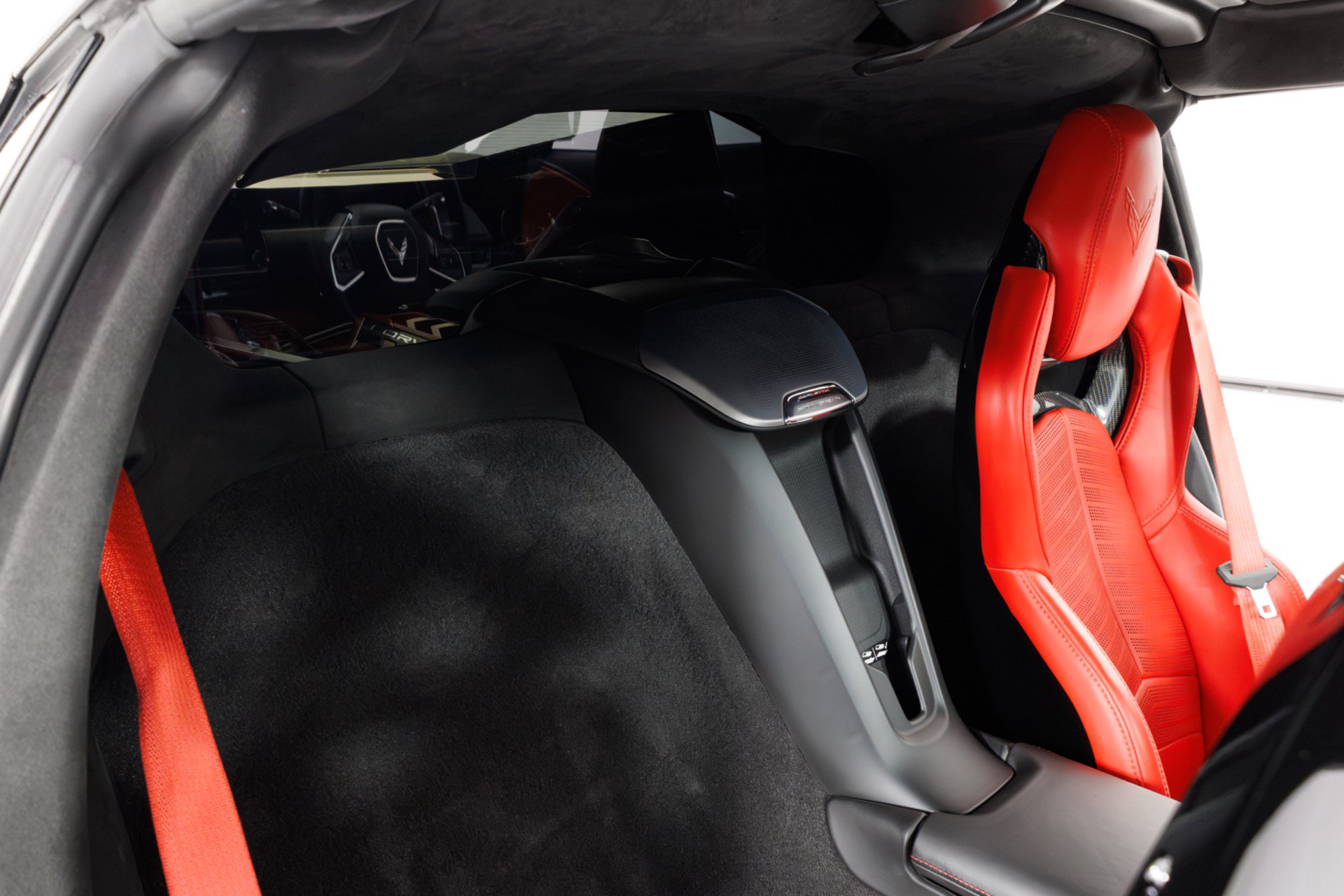 Used 2024 Chevrolet Corvette Stingray Premium Cpe w/ Z51 Performance Package RWD image 47
