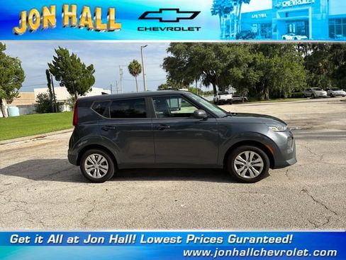 Used 2020 Kia Soul LX FWD image 10