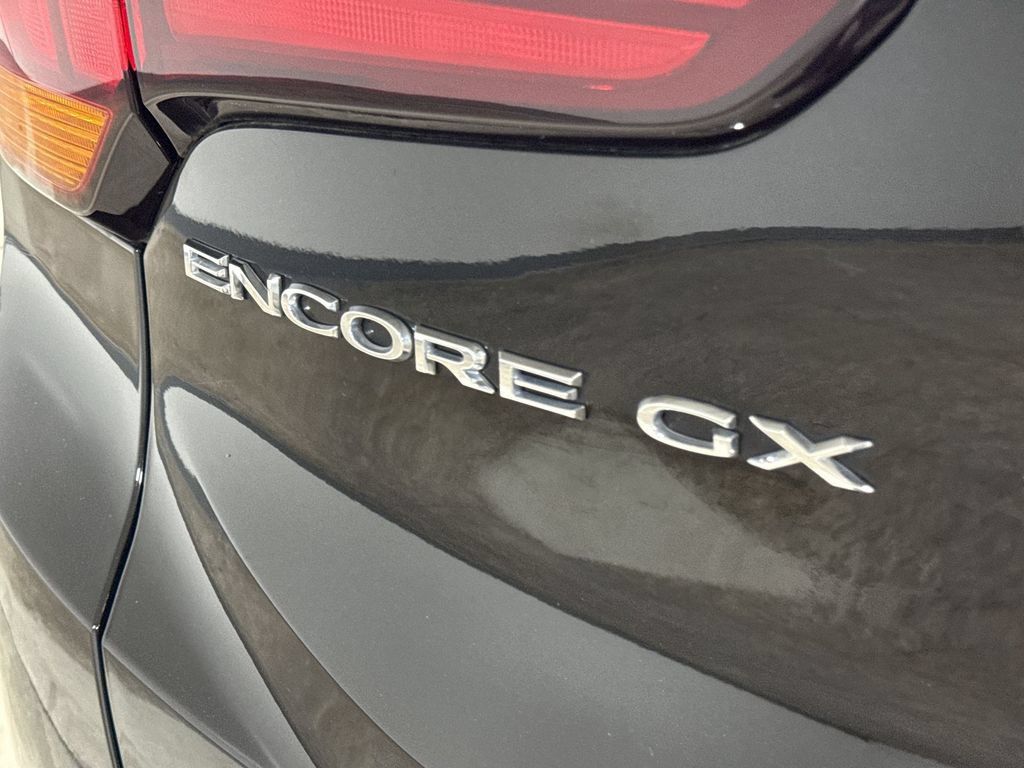 Used 2021 Buick Encore GX Preferred w/ Sport Touring Package FWD image 25