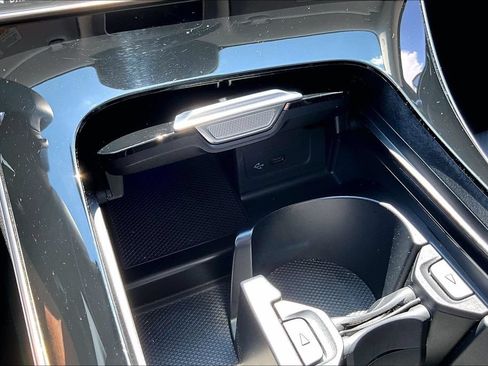 Used 2022 Mercedes-Benz C 300 Sedan image 32