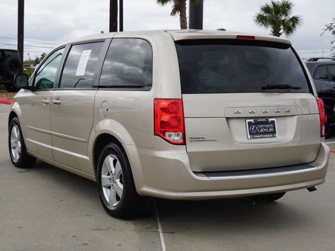 Used 2013 Dodge Grand Caravan SE image 8