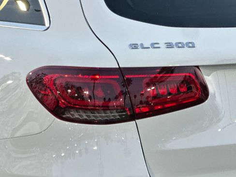Certified 2022 Mercedes-Benz GLC 300 image 16