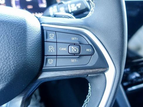 New 2025 Jeep Grand Cherokee Limited w/ Trailer Tow Package image 14