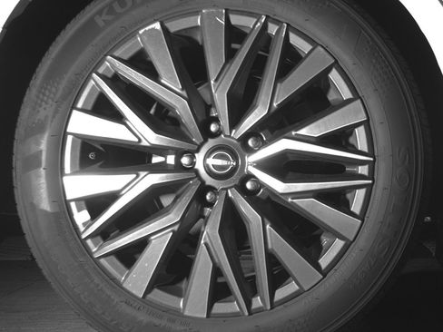 Used 2025 Nissan Altima 2.5 SV image 15