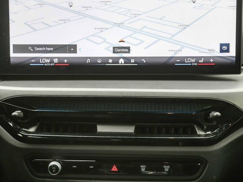 Used 2025 BMW 230i Coupe image 10