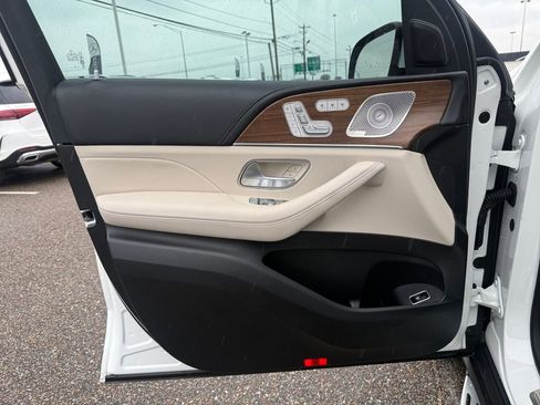 Certified 2025 Mercedes-Benz GLE 53 AMG 4MATIC image 15