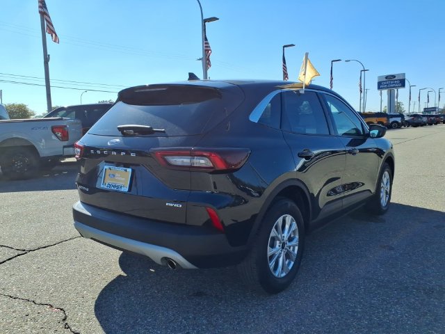 Certified 2023 Ford Escape Active AWD/4WD image 7
