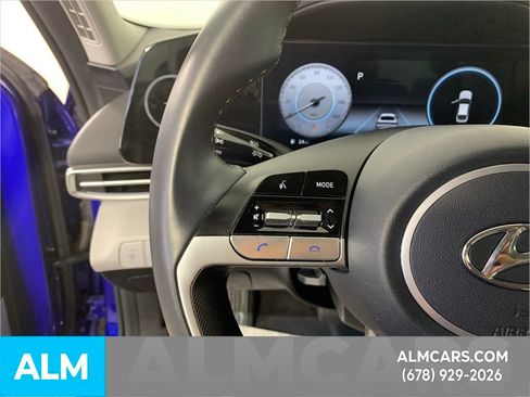 Used 2023 Hyundai Elantra Limited w/ Cargo Package image 21