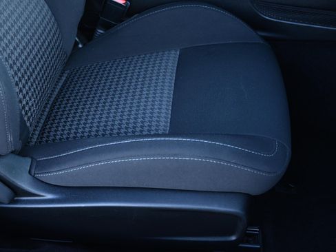 Used 2019 Dodge Challenger R/T w/ Driver Convenience Group image 32