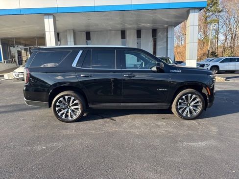 Used 2025 Chevrolet Tahoe High Country image 8