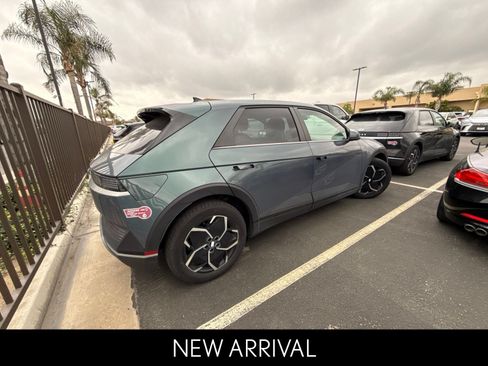 Used 2024 Hyundai Ioniq 5 SEL RWD image 3