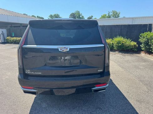 Used 2023 Cadillac Escalade ESV Premium Luxury Platinum AWD/4WD image 4