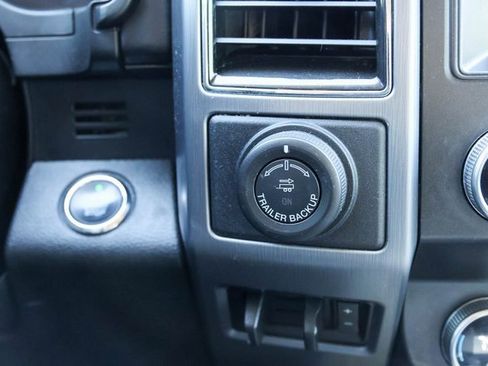 Used 2020 Ford Expedition Platinum image 35