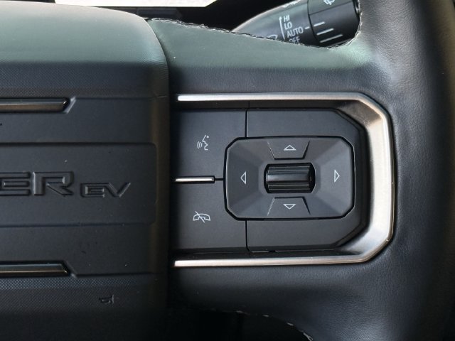 Used 2024 GMC Hummer EV 3X AWD/4WD image 17