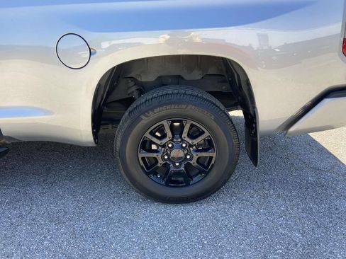 Used 2021 Toyota Tundra SR5 AWD/4WD image 10