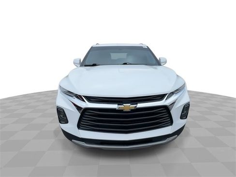 Certified 2020 Chevrolet Blazer LT image 3