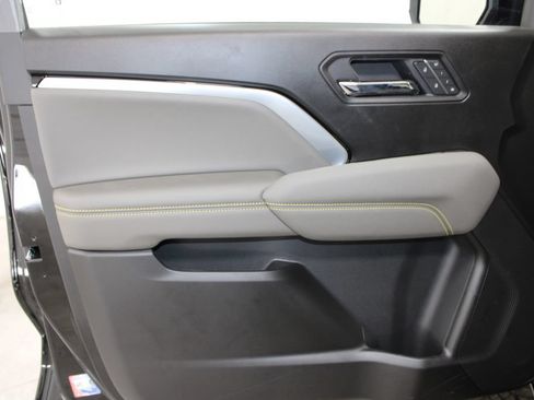 New 2026 Chevrolet Colorado ZR2 w/ Technology Package AWD/4WD image 21