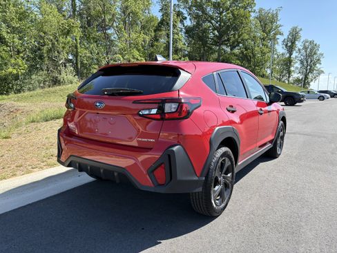 Used 2024 Subaru Crosstrek 2.0i AWD/4WD image 9