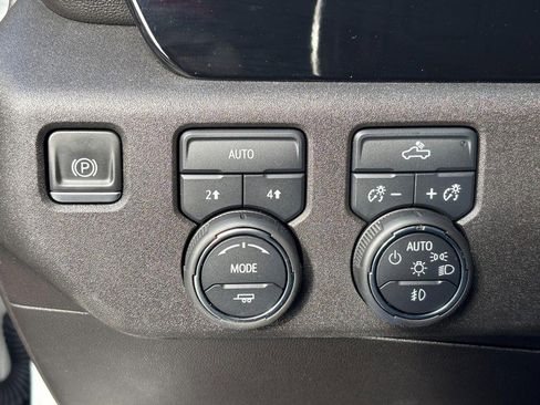 Used 2023 Chevrolet Silverado 1500 RST image 15