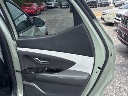 Used 2025 Hyundai Santa Cruz Limited image 41