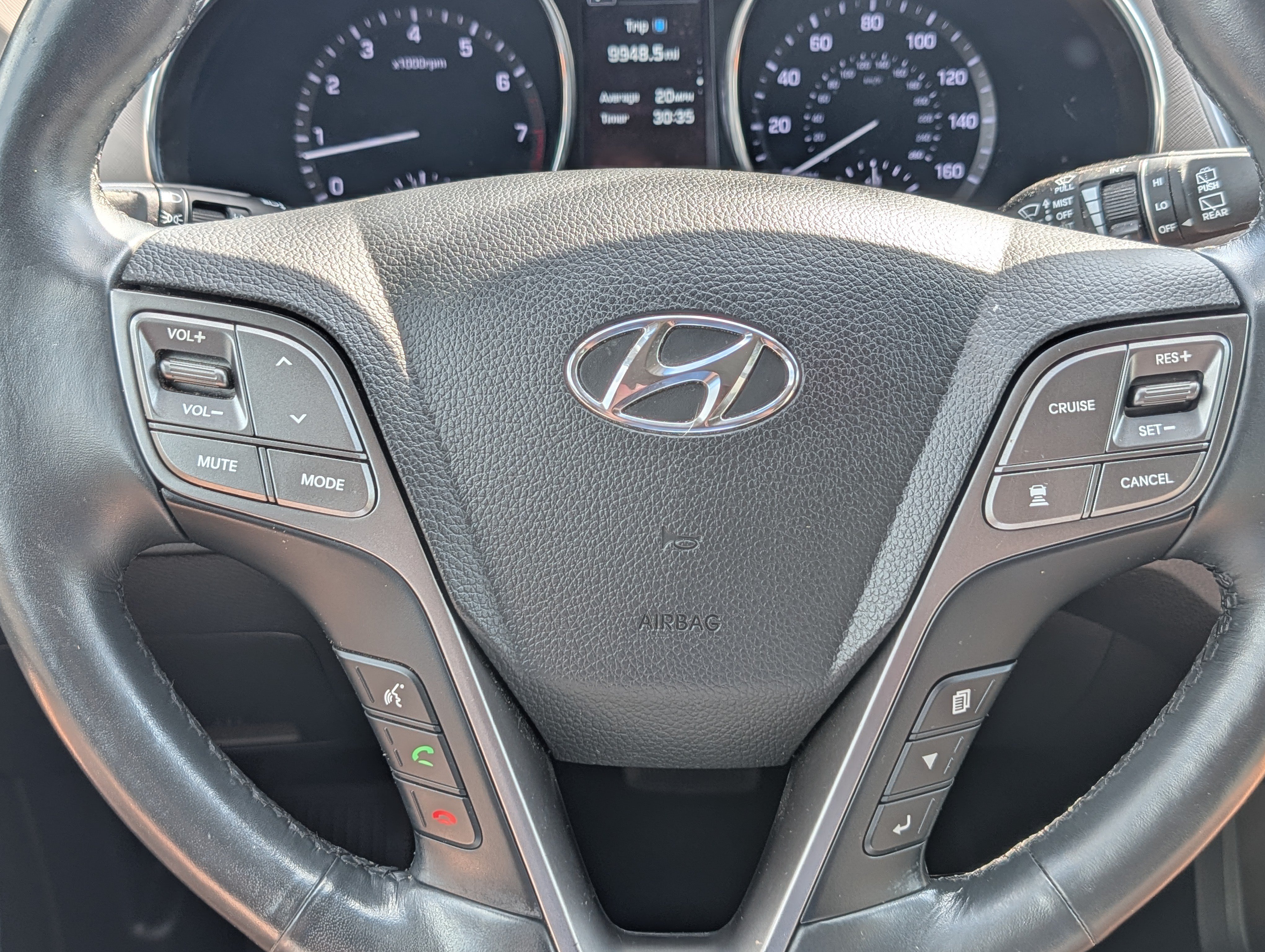 Used 2017 Hyundai Santa Fe Limited AWD/4WD image 25