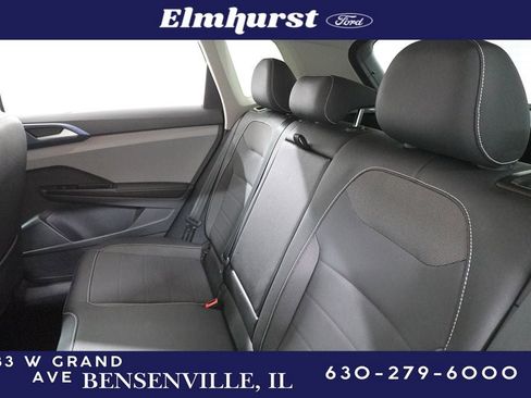 Used 2024 Volkswagen Taos SE image 24