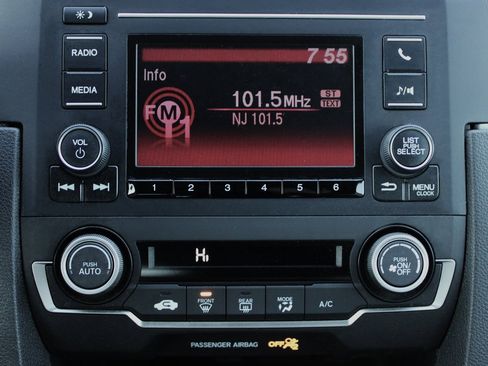 Used 2018 Honda Civic LX image 34